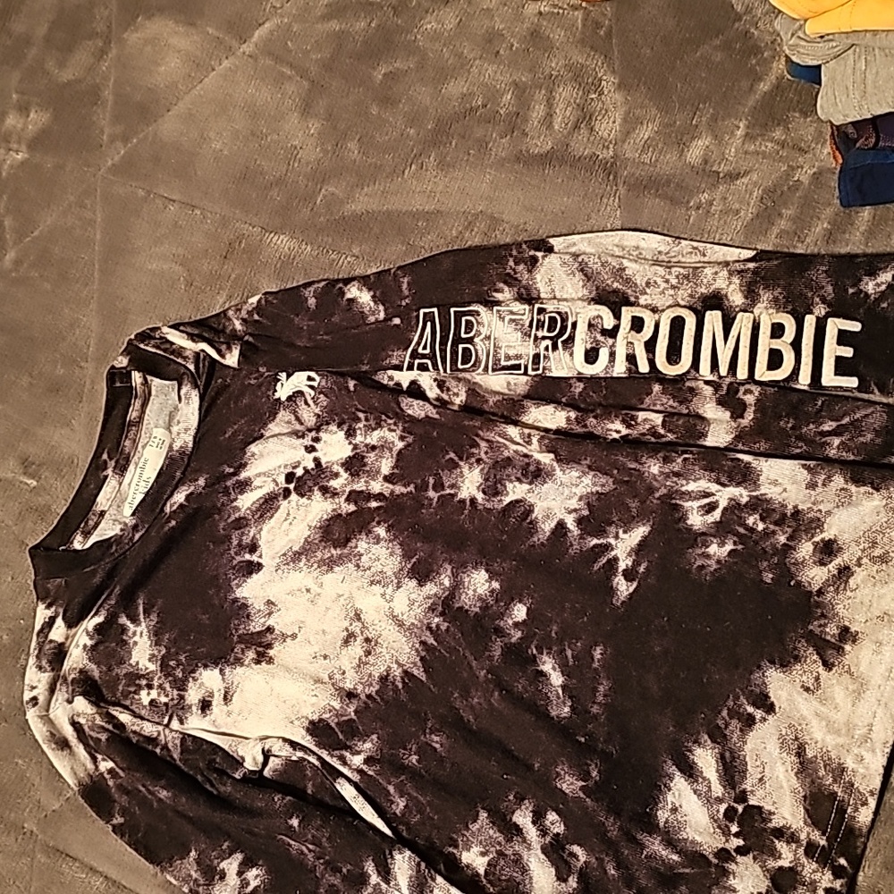 Abercrombie kids long sleeve
